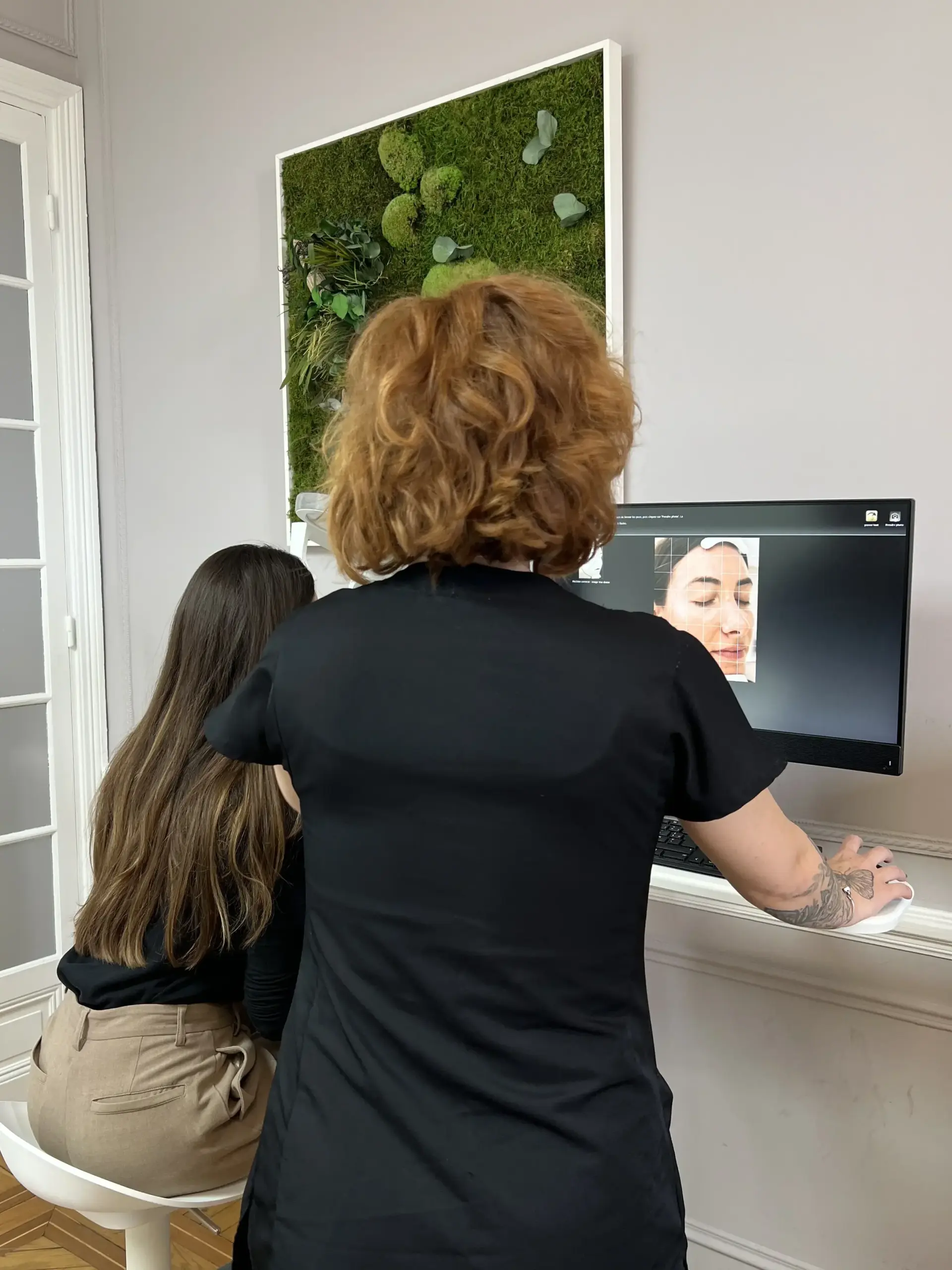 Diagnostic de peau VISIA pour analyser précisément la qualité et les caractéristiques de la peau